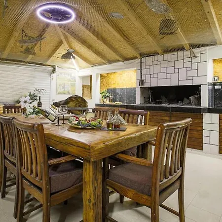 Anpeka Villa Tugare