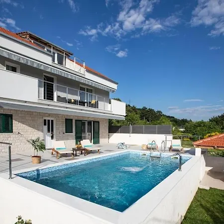 Villa Anpeka *